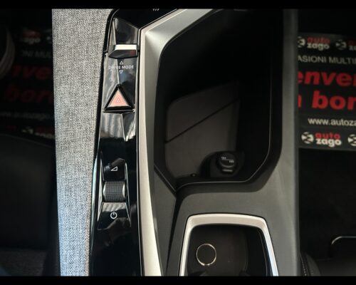 Peugeot 3008 3ª serie 3008 Hybrid 145 e-DCS6 Allure - immagine 28