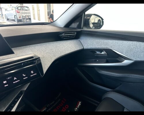 Peugeot 3008 3ª serie 3008 Hybrid 145 e-DCS6 Allure - immagine 30