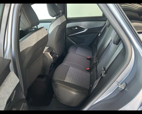Peugeot 3008 3ª serie 3008 Hybrid 145 e-DCS6 Allure - immagine 32