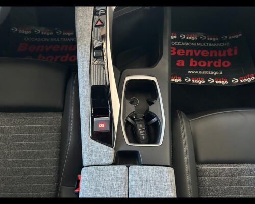 Peugeot 3008 3ª serie 3008 Hybrid 145 e-DCS6 Allure - immagine 40
