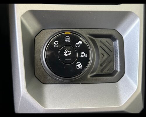 Dacia Duster 3ª serie Duster Hybrid-G 150 CV auto 4x4 Extreme - immagine 15