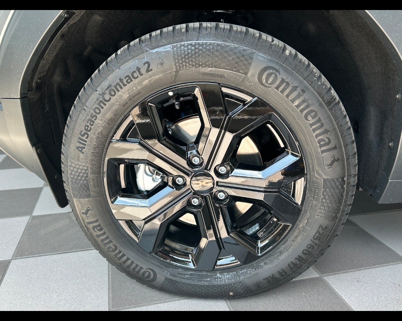 Dacia Duster 3ª serie Duster Hybrid-G 150 CV auto 4x4 Extreme - immagine 2