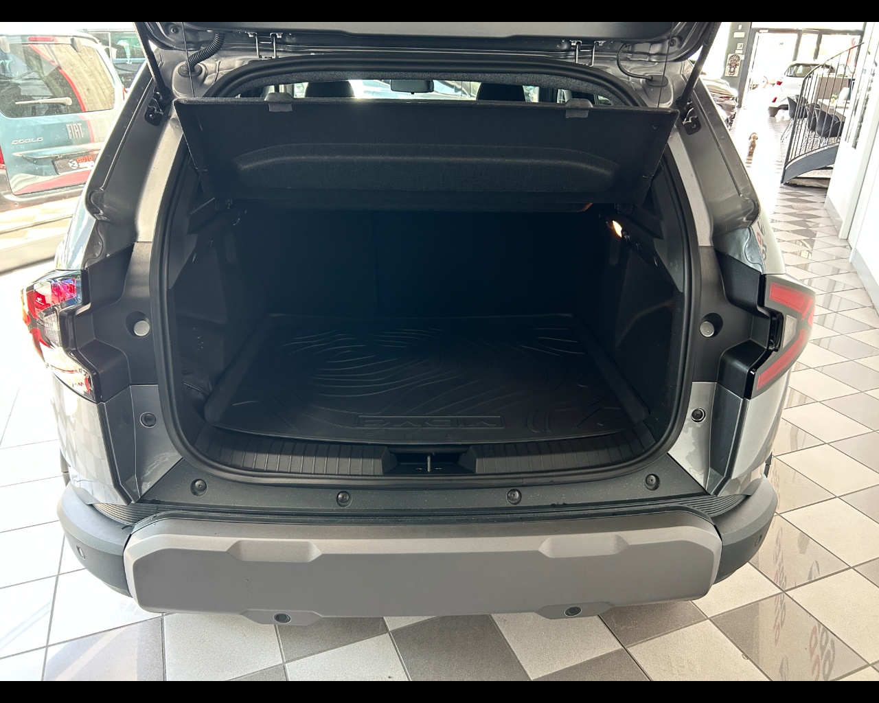 Dacia Duster 3ª serie Duster Hybrid-G 150 CV auto 4x4 Extreme - immagine 41