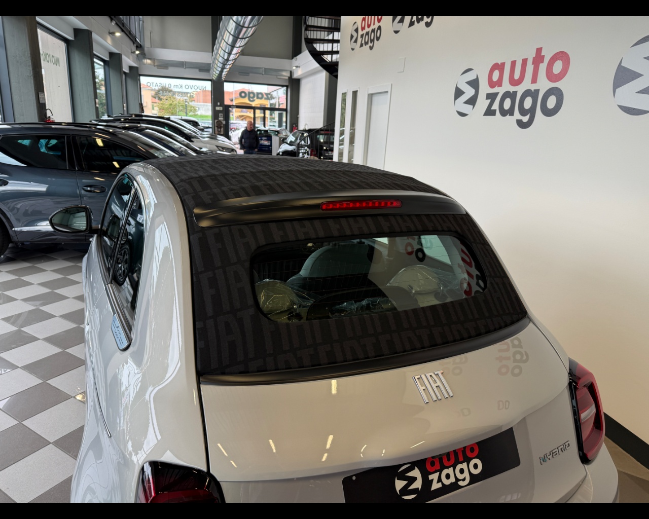 Fiat 500 (2020-->) 500 Cabrio Hybrid La Prima - immagine 10