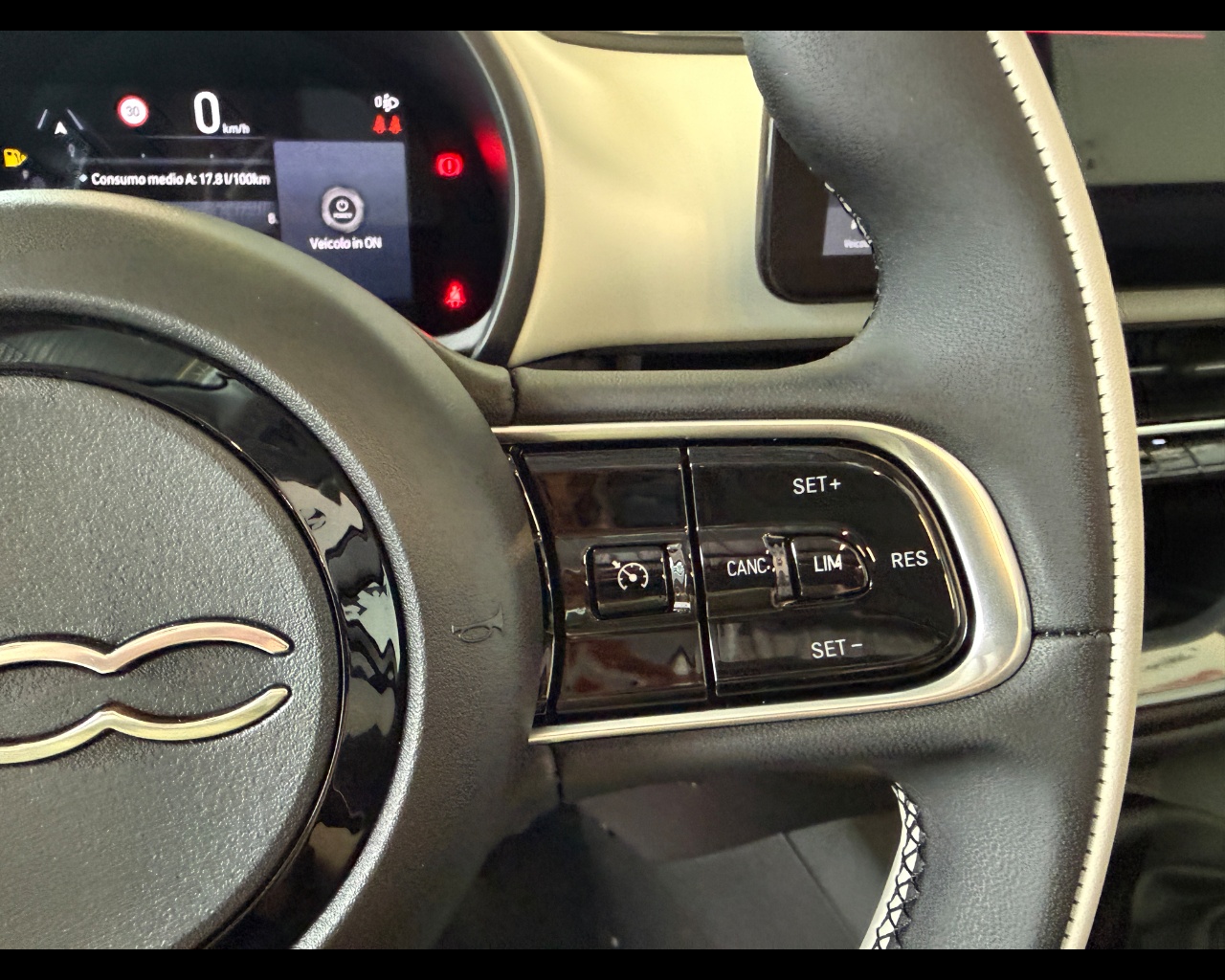 Fiat 500 (2020-->) 500 Cabrio Hybrid La Prima - immagine 17