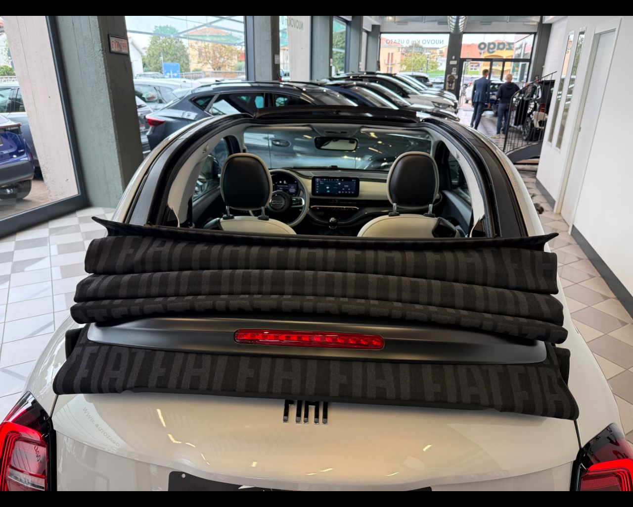 Fiat 500 (2020-->) 500 Cabrio Hybrid La Prima - immagine 22