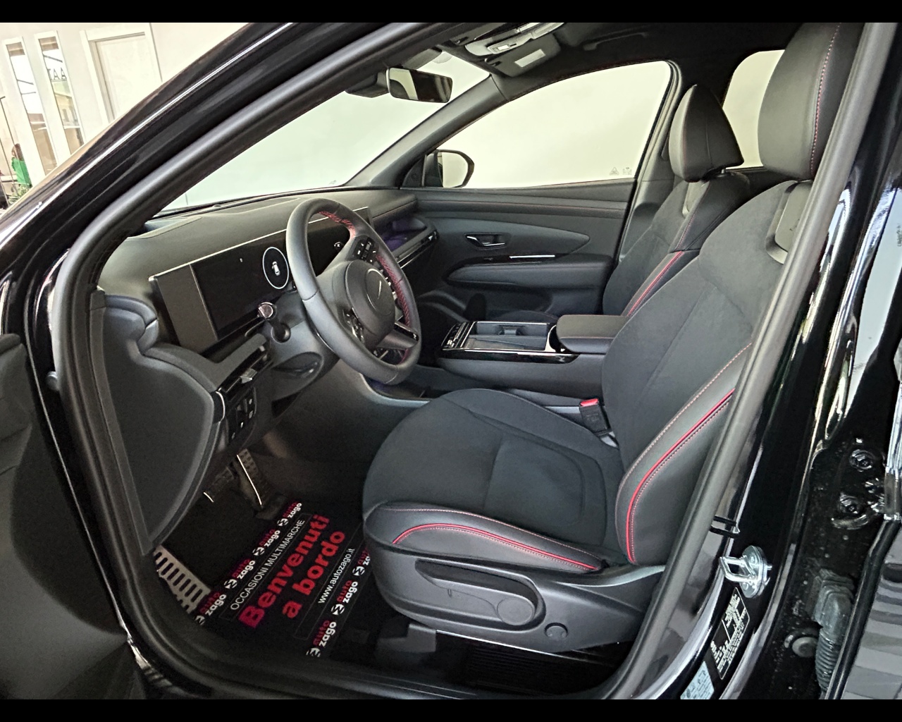 Hyundai Tucson 3ª serie Tucson 1.6 HEV 4WD aut. N Line - immagine 17