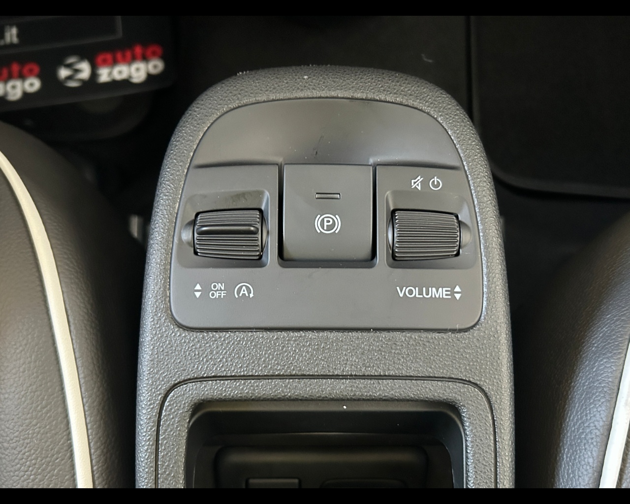 Fiat 500 (2020-->) 500 Cabrio Hybrid La Prima - immagine 13