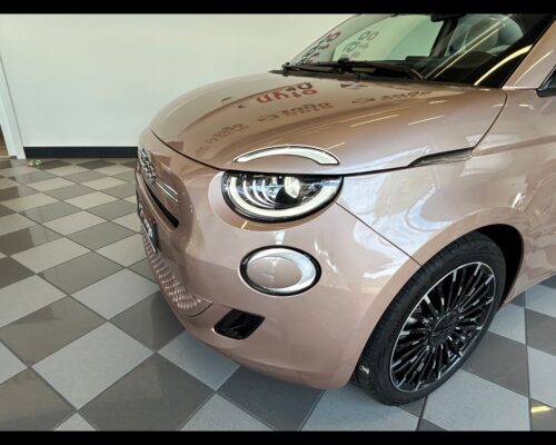 Fiat 500 (2020-->) 500 Cabrio Hybrid La Prima - immagine 39