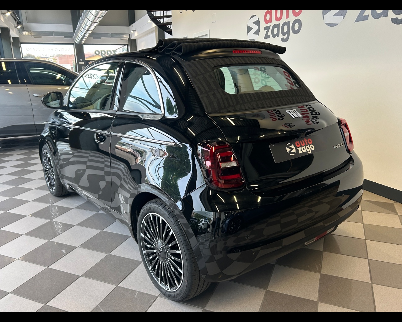 Fiat 500 (2020-->) 500 Cabrio Hybrid La Prima - immagine 4