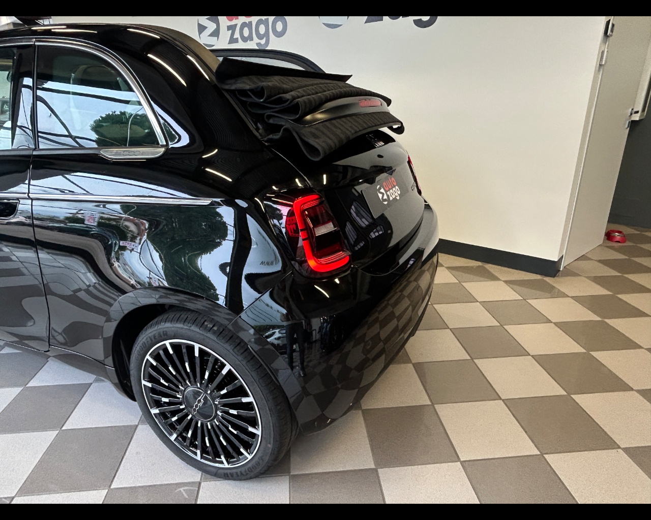 Fiat 500 (2020-->) 500 Cabrio Hybrid La Prima - immagine 45