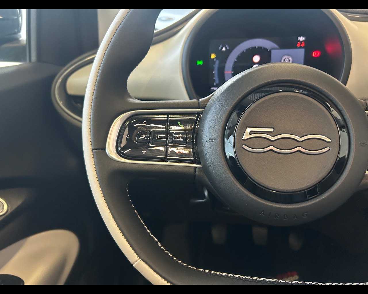 Fiat 500 (2020-->) 500 Cabrio Hybrid La Prima - immagine 38