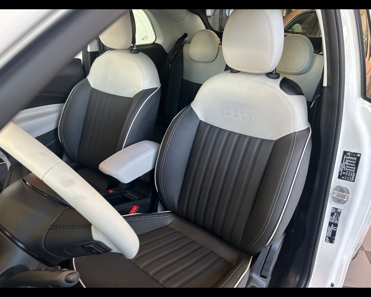 Fiat 500 (2020-->) 500 Cabrio Hybrid La Prima - immagine 24
