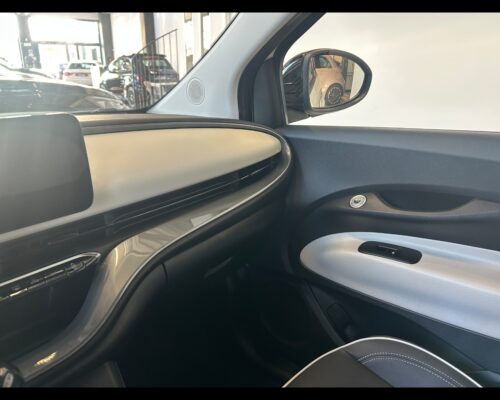 Fiat 500 (2020-->) 500 Cabrio Hybrid La Prima - immagine 26
