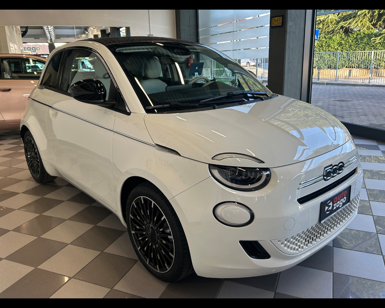Fiat 500 (2020-->) 500 Cabrio Hybrid La Prima - immagine 6