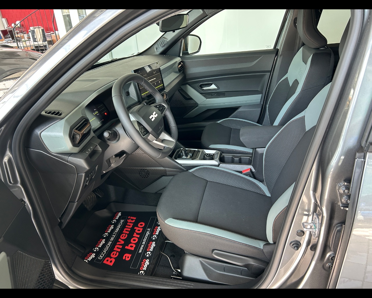 Dacia Duster Hybrid-G 150 CV auto 4x4 Extreme - immagine 8
