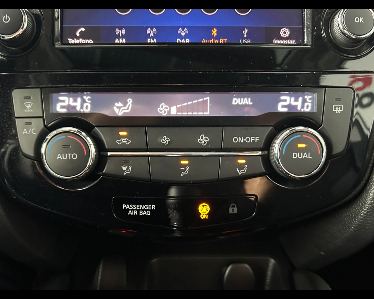Nissan Qashqai 2ª serie - Qashqai 1.5 dCi 115 CV N-Connecta - immagine 12