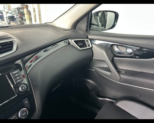 Nissan Qashqai 2ª serie - Qashqai 1.5 dCi 115 CV N-Connecta - immagine 26