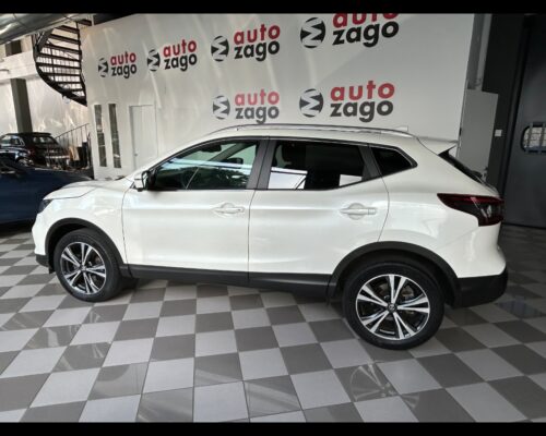 Nissan Qashqai 2ª serie - Qashqai 1.5 dCi 115 CV N-Connecta - immagine 3