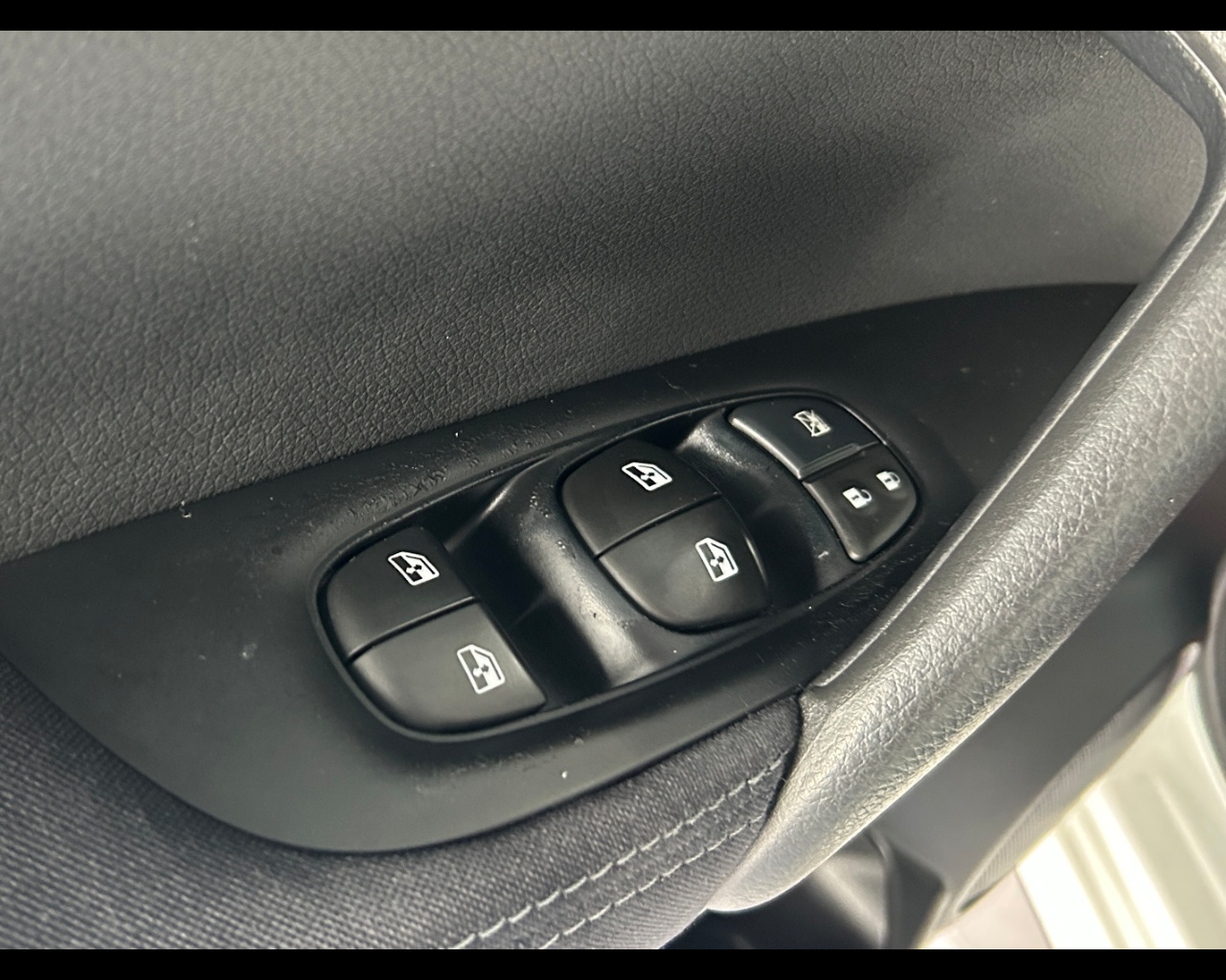 Nissan Qashqai 2ª serie - Qashqai 1.5 dCi 115 CV N-Connecta - immagine 7
