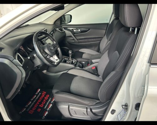 Nissan Qashqai 2ª serie - Qashqai 1.5 dCi 115 CV N-Connecta - immagine 8