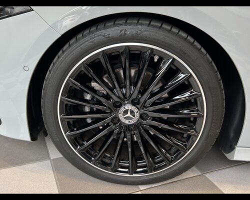 Mercedes-benz Classe a (w177) A 200 Automatic AMG Line Premium - immagine 2