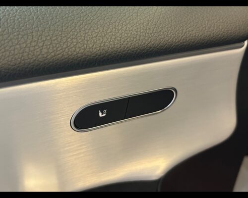 Mercedes-benz Classe a (w177) A 200 Automatic AMG Line Premium - immagine 23