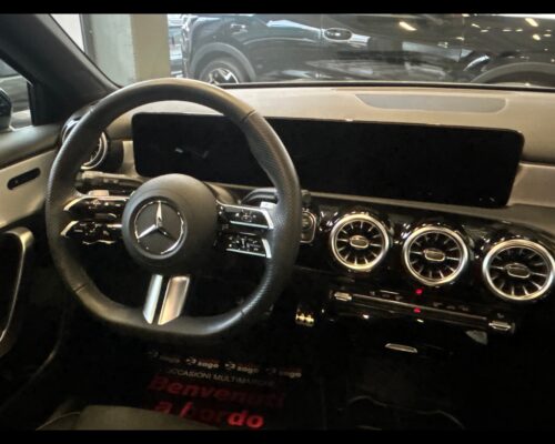 Mercedes-benz Classe a (w177) A 200 Automatic AMG Line Premium - immagine 37
