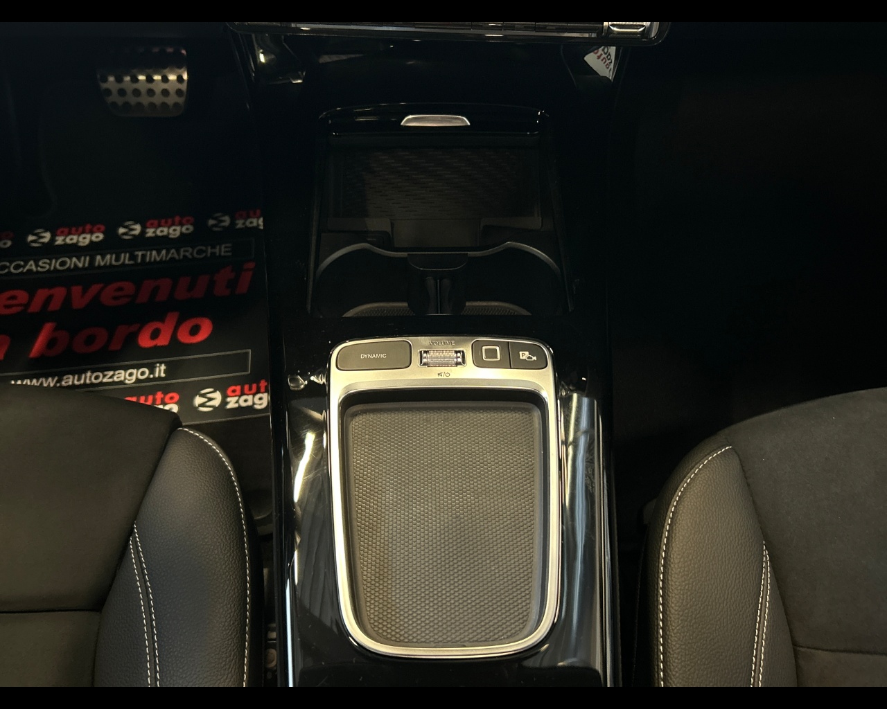 Mercedes-benz Classe a (w177) A 200 Automatic AMG Line Premium - immagine 40