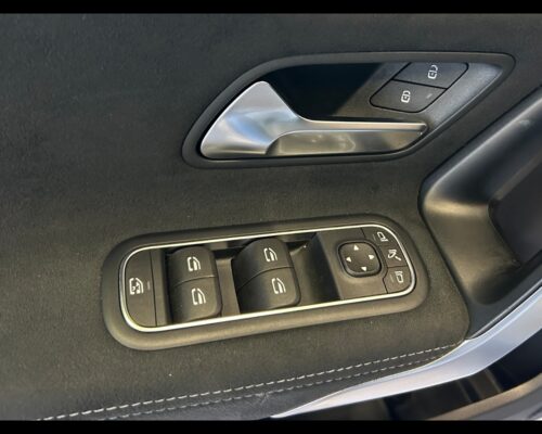 Mercedes-benz Classe a (w177) A 200 Automatic AMG Line Premium - immagine 8