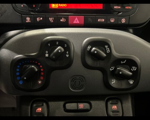 Fiat Panda 3ª serie Panda 1.0 FireFly S&S Hybrid City Life - immagine 11