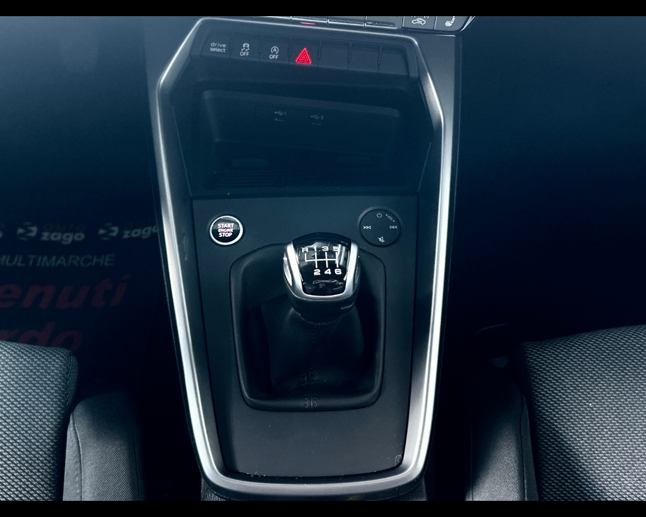Audi A3 4ª serie A3 SPB 35 TFSI Business Advanced - immagine 38