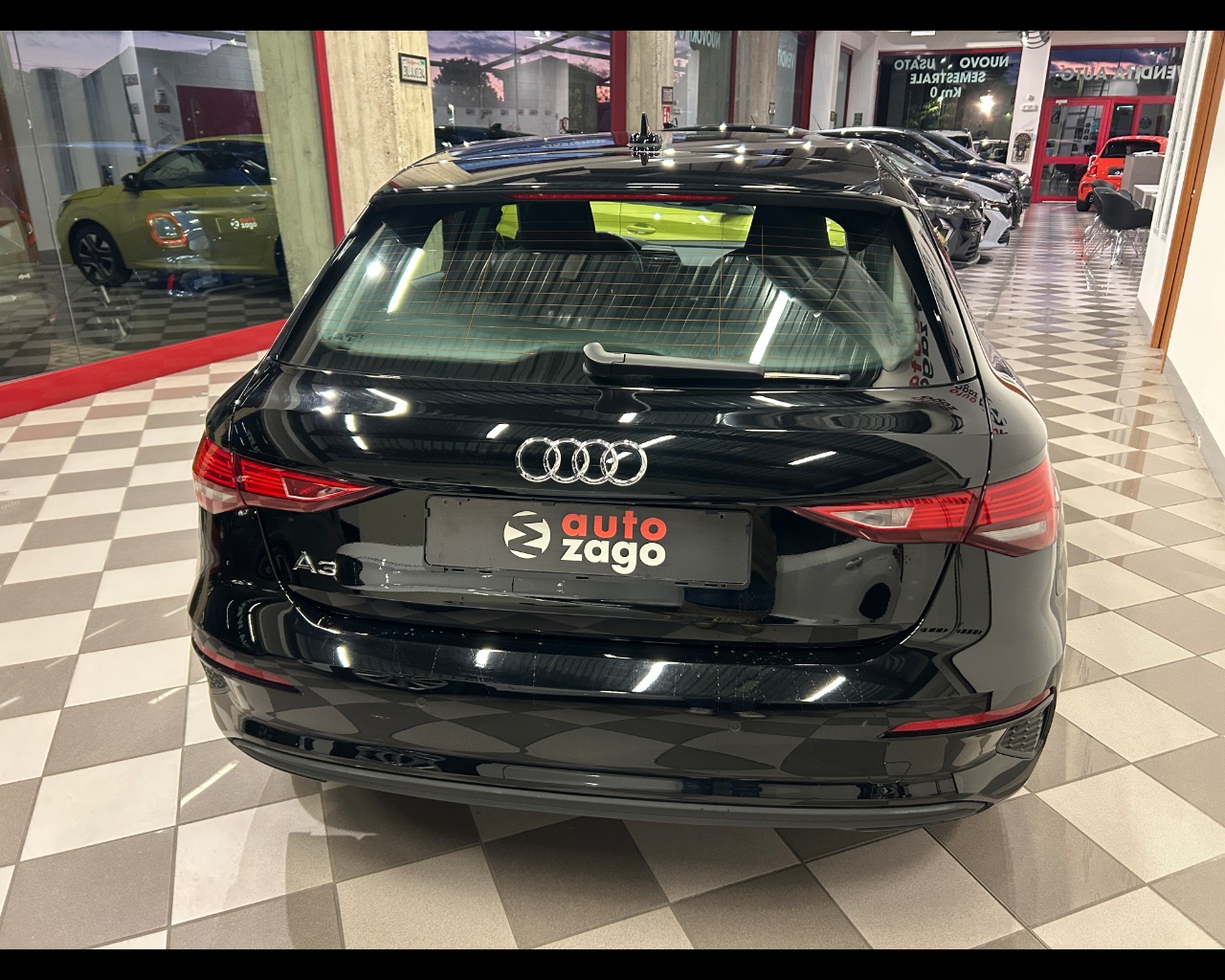 Audi A3 4ª serie A3 SPB 35 TFSI Business Advanced - immagine 18