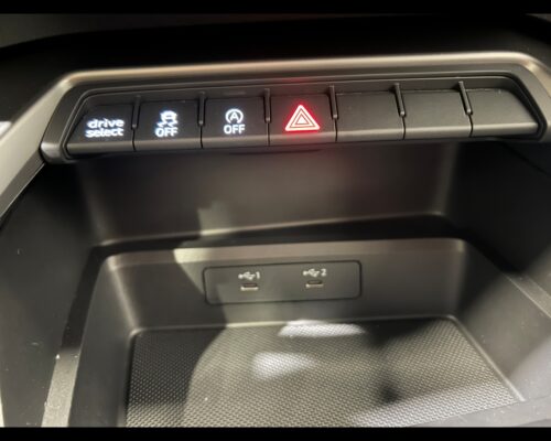 Audi A3 4ª serie A3 SPB 35 TFSI Business Advanced - immagine 27