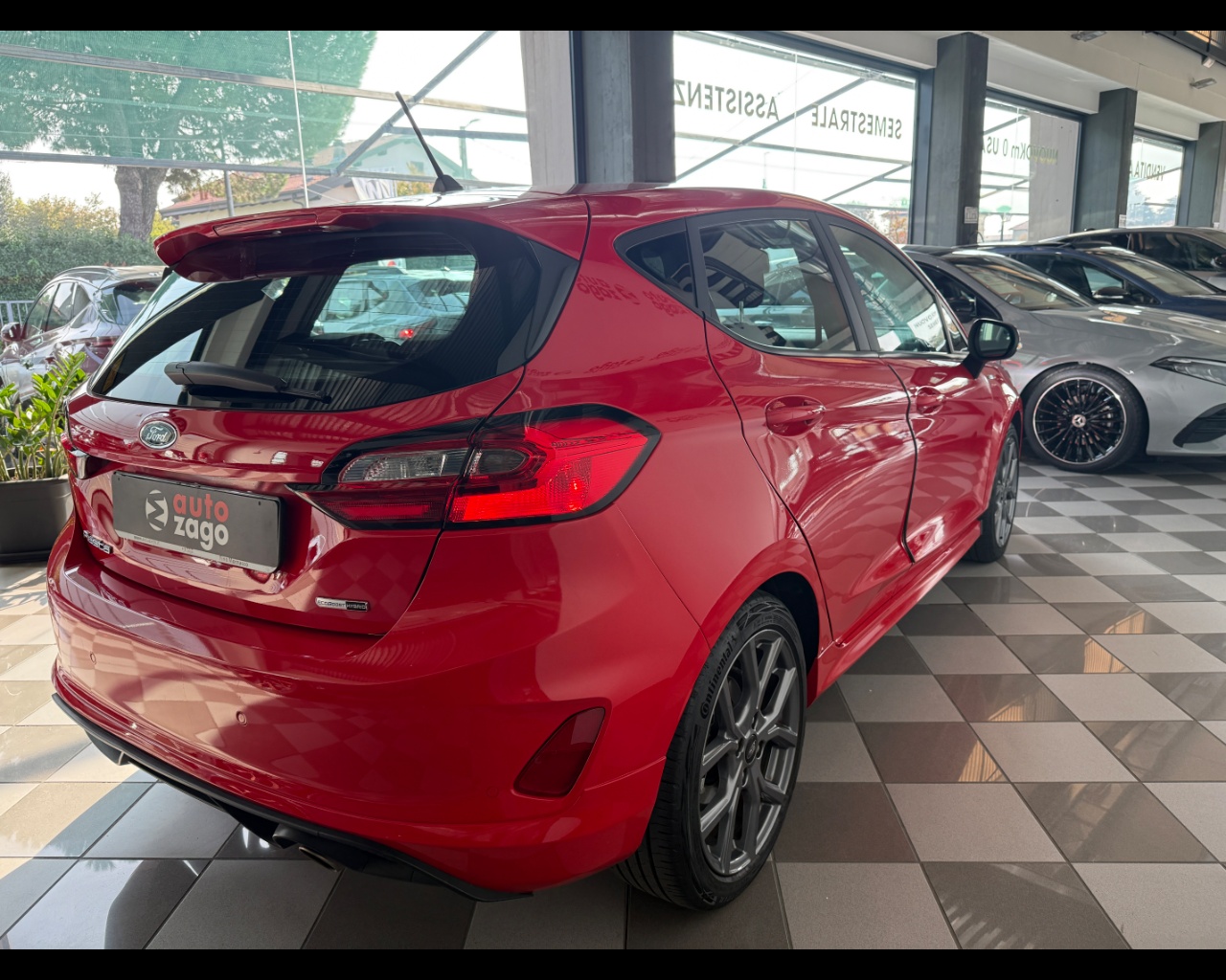 Ford Fiesta 7ª serie - Fiesta 1.0 Ecoboost Hybrid 125 CV DCT 5 po - immagine 21