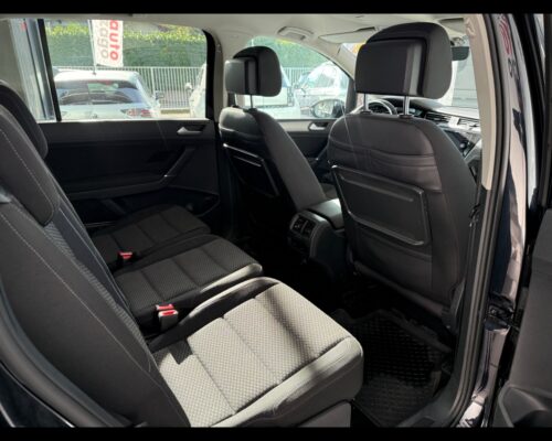 Volkswagen Touran 3ª serie Touran 1.6 TDI 115 CV SCR DSG Comfortline BlueMotion Tech. - immagine 17
