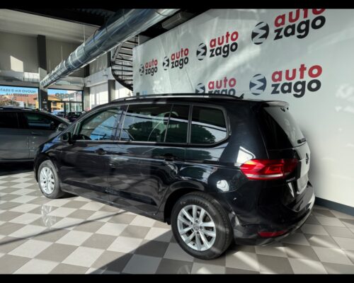 Volkswagen Touran 3ª serie Touran 1.6 TDI 115 CV SCR DSG Comfortline BlueMotion Tech. - immagine 2