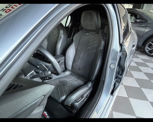 Peugeot 208 2ª serie 208 Hybrid 145 e-DCS6 5 porte GT - immagine 11