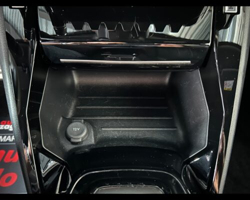 Peugeot 208 2ª serie 208 Hybrid 145 e-DCS6 5 porte GT - immagine 23