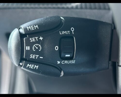 Peugeot 208 2ª serie 208 Hybrid 145 e-DCS6 5 porte GT - immagine 27