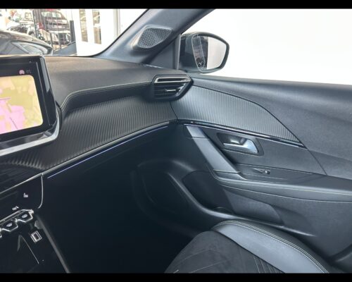 Peugeot 208 2ª serie 208 Hybrid 145 e-DCS6 5 porte GT - immagine 30