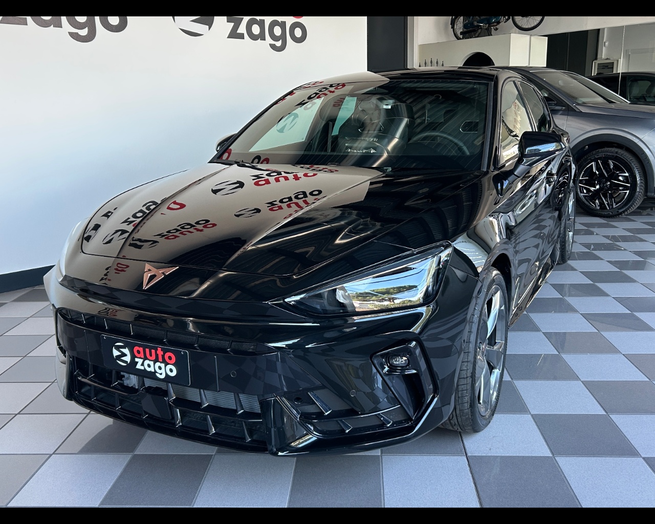 Cupra Leon 1.5 Hybrid 150 CV DSG