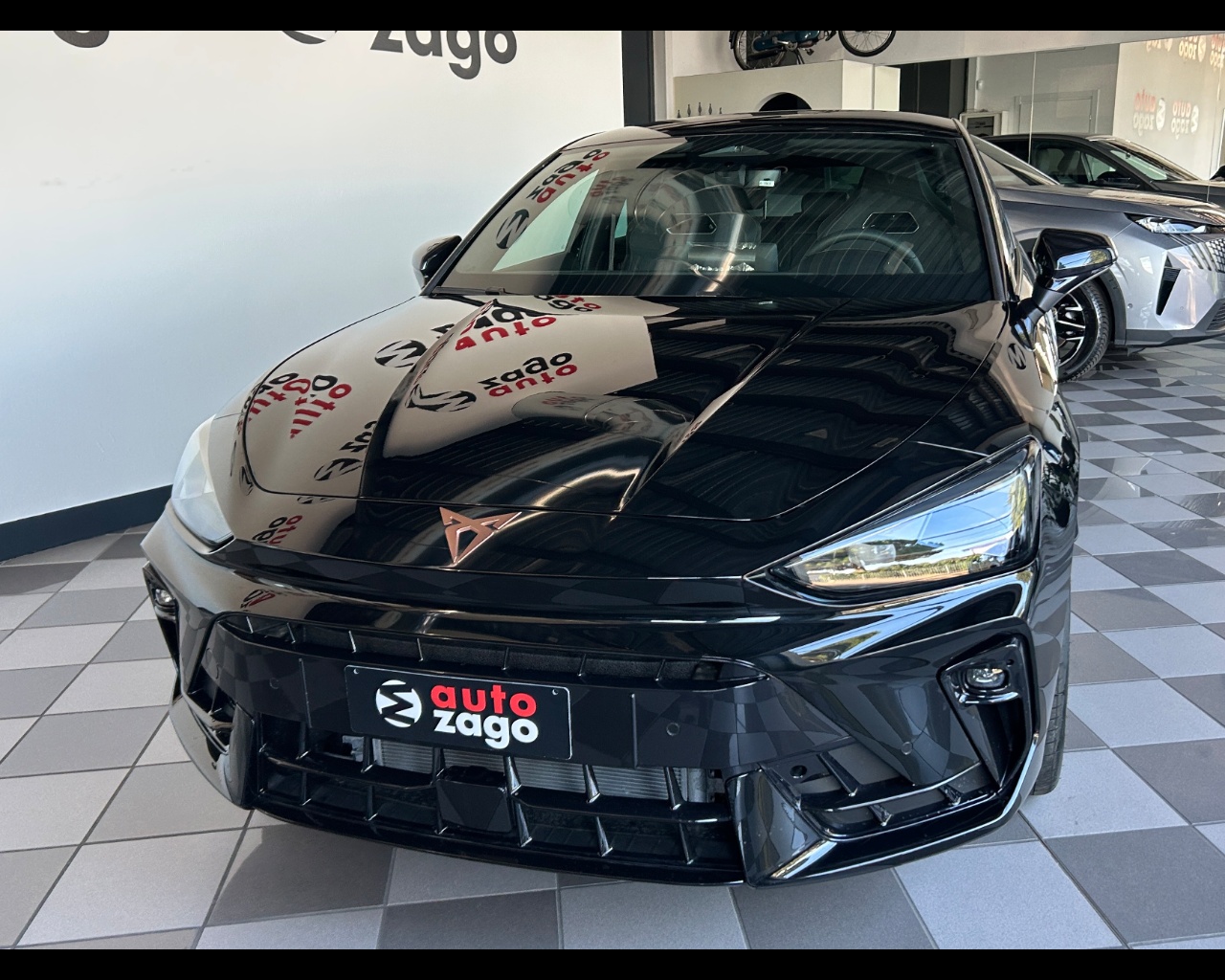 Cupra Leon 1.5 Hybrid 150 CV DSG - immagine 16