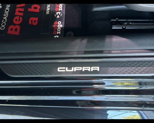 Cupra Leon 1.5 Hybrid 150 CV DSG - immagine 32