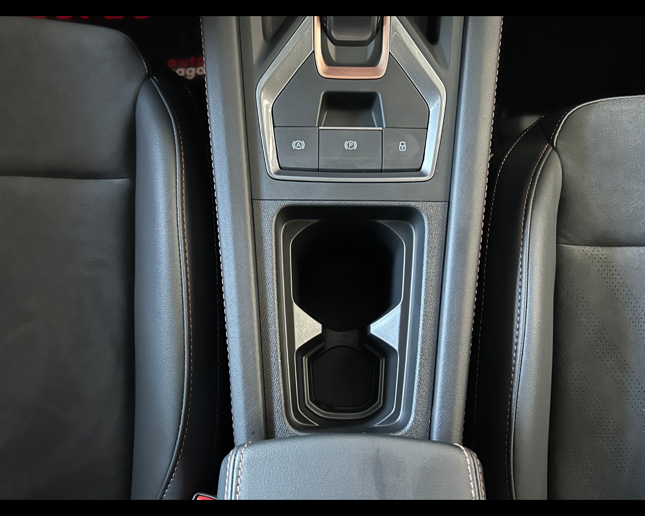 Cupra Leon 1.5 Hybrid 150 CV DSG - immagine 42