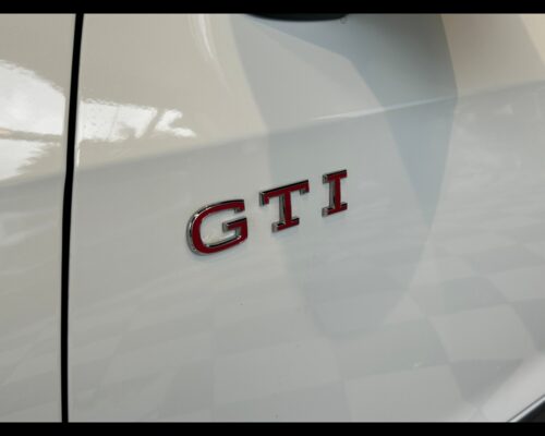 Volkswagen Golf 8ª serie Golf 2.0 TSI GTI DSG - immagine 18