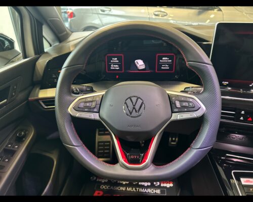 Volkswagen Golf 8ª serie Golf 2.0 TSI GTI DSG - immagine 36