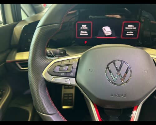 Volkswagen Golf 8ª serie Golf 2.0 TSI GTI DSG - immagine 38