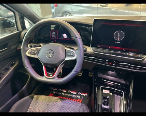 Volkswagen Golf 8ª serie Golf 2.0 TSI GTI DSG - immagine 39