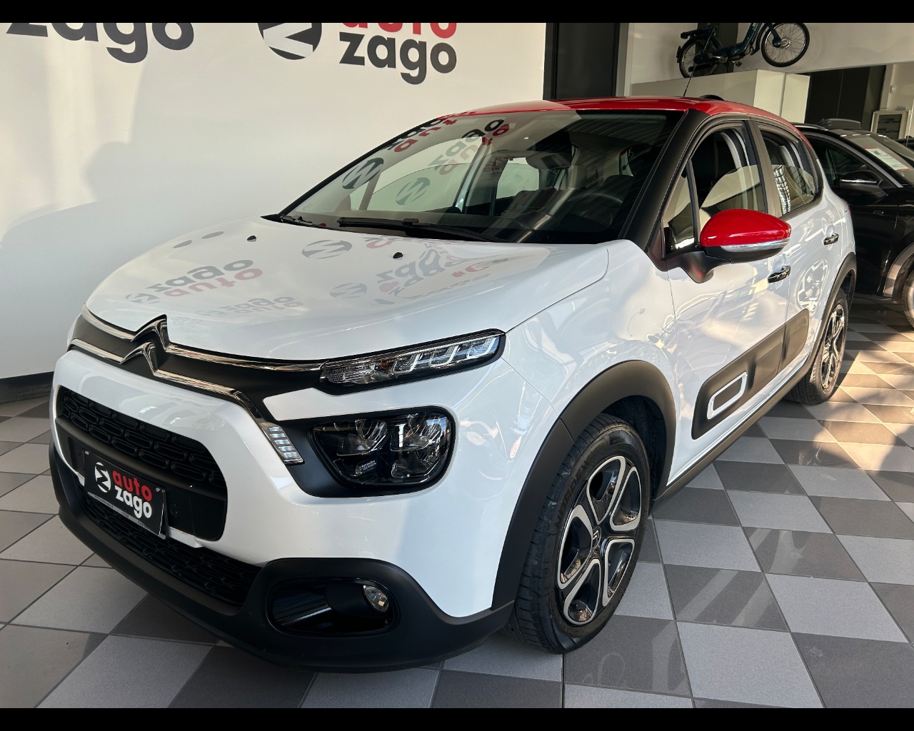 Citroen C3 3ª serie C3 PureTech 83 S&S Shine Pack - immagine 18